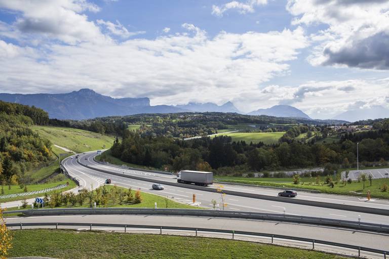 A41 Nord, a section of motorway between the towns of Saint-Julien-en-Genevois and Saint-Martin-Bellevue (it connects the French cities of Annecy and Chambéry to the swiss border near Geneva).